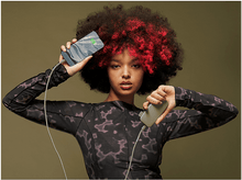 Charger l&#39;image dans la galerie, FRESH N REBEL Powerbank 12 000 mAh Dried Green (2PB12100DG)
