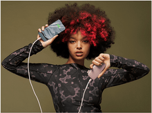 Charger l'image dans la galerie, FRESH N REBEL Powerbank 12 000 mAh Smokey Pink (2PB12100SP)
