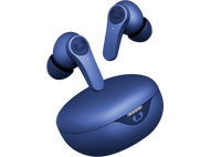 Écouteurs sans fil bleus et étui de chargement sur fond noir. Les écouteurs ont un logo.