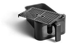 Charger l&#39;image dans la galerie, Composants de friteuse à air noirs séparés, avec le plateau grill visible.
