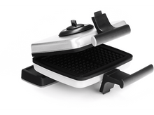 Charger l&#39;image dans la galerie, Gaufrier ouvert en niveaux de gris, surface blanche avec zone de gaufre noire.
