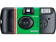 Charger l&#39;image dans la galerie, Appareil photo Fujifilm QuickSnap. Corps vert avec des rayures rouges et blanches. Fond noir.
