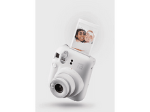 Charger l&#39;image dans la galerie, FUJIFILM instax mini 12 Clay White
