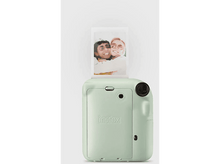 Charger l&#39;image dans la galerie, FUJIFILM instax mini 12 Mint Green Appareil photo instantané Vert
