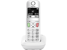 Charger l&#39;image dans la galerie, Un téléphone sans fil Gigaset blanc avec un écran affichant l&#39;heure et les options du menu.
