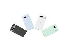 Charger l&#39;image dans la galerie, Quatre téléphones Google Pixel 7 de différentes couleurs, inclinés sur une surface blanche.
