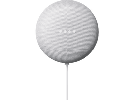 Un haut-parleur Google Nest Mini blanc avec un câble blanc et un fond noir.