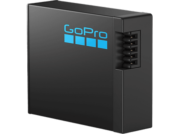 Chargeur de batterie GoPro noir avec le logo GoPro bleu sur sa surface.