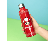 Charger l&#39;image dans la galerie, Une bouteille d&#39;eau rouge avec un motif de champignon, tenue par une main.
