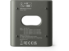 Charger l'image dans la galerie, Un chargeur de batterie gris montrant les détails d'entrée et de sortie et le nom du modèle.
