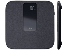 Charger l&#39;image dans la galerie, Une balance noire avec un affichage numérique indiquant 0,0. La balance est sur fond blanc.
