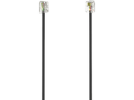 Deux câbles réseau avec connecteurs à leurs extrémités, câbles noirs sur fond noir.