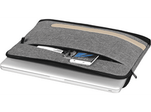 Charger l&#39;image dans la galerie, Une housse grise pour ordinateur portable avec une fermeture éclair et une poche contenant des stylos et un téléphone.
