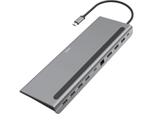 Charger l&#39;image dans la galerie, Hub USB-C Hama argenté avec divers ports. Câble noir, fond gris, vue en biais.
