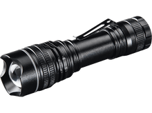 Charger l'image dans la galerie, Une lampe de poche noire. Elle a une lentille à l'avant et un clip de poche sur le côté.
