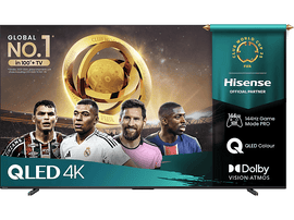 Téléviseur Hisense QLED 4K avec des joueurs, un logo et du texte. Le téléviseur est exposé et affiche une image.