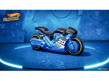 Charger l&#39;image dans la galerie, Moto jouet bleue et noire avec roues jaunes, sur fond bleu.
