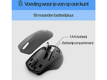 Charger l'image dans la galerie, Souris d'ordinateur noire avec compartiment à piles ouvert. Indique 1 pile AA.
