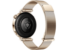 Charger l&#39;image dans la galerie, Deux figures en armure se battant à l&#39;épée dans un cadre forestier.
