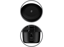 Charger l&#39;image dans la galerie, Vues supérieure et inférieure d&#39;un microphone noir avec un symbole de sourdine et des ports.
