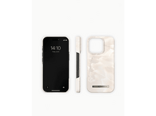 Charger l&#39;image dans la galerie, Trois vues d&#39;un smartphone noir et d&#39;une coque à motif marbre. Fond blanc.
