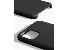 Charger l&#39;image dans la galerie, IDEAL OF SWEDEN Cover Silicon iPhone 11 / XR Noir (DS SC01-IP11)
