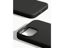 Charger l&#39;image dans la galerie, IDEAL OF SWEDEN Cover Silicon iPhone 14 / 13 Noir (DS SC01-IP14)
