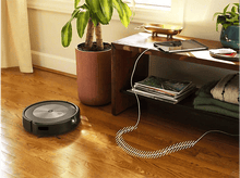 Charger l&#39;image dans la galerie, IROBOT Aspirateur robot Roomba j7 (J7158)
