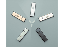 Charger l&#39;image dans la galerie, Vue de dessus d&#39;un fond vert clair avec diverses clés USB.
