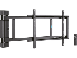 Un support mural TV noir avec télécommande sur fond noir.