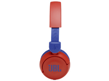 Charger l&#39;image dans la galerie, Casque JBL rouge et bleu. Les oreillettes sont rouges, l&#39;arceau est bleu et rouge. Notes de musique sur l&#39;arceau.
