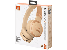 Charger l&#39;image dans la galerie, Boîte de casque JBL Live 770NC. Image de casque beige sur fond blanc. Texte et marque sont affichés.
