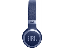 Charger l&#39;image dans la galerie, Casque JBL bleu avec bandeau bleu et accents argentés. Le fond est blanc.
