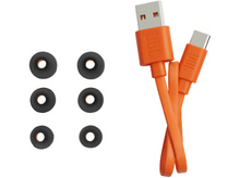 Charger l'image dans la galerie, Embouts d'oreille et câble USB-C orange. Embouts noirs à gauche, câble à droite. Fond blanc.
