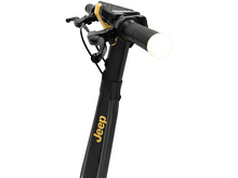 Charger l&#39;image dans la galerie, Guidon de trottinette électrique Jeep noir et jaune avec une lumière. Trottinette électrique Jeep.
