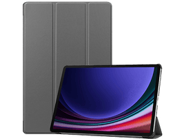 Tablette avec étui, vue de face, écran allumé.