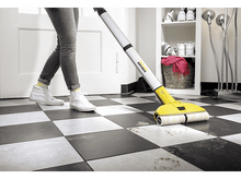 Charger l&#39;image dans la galerie, KARCHER Aspirateur nettoyeur (EWM 2)
