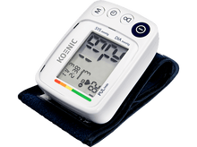 Charger l&#39;image dans la galerie, Moniteur de pression artérielle Koenic blanc avec brassard bleu. L&#39;écran affiche les mesures et l&#39;heure. Boutons en haut. Fond noir.

