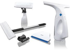 Outils de nettoyage : vaporisateur, nettoyant pour vitres, deux tampons et une raclette.