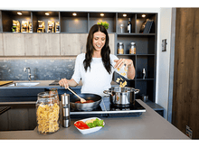 Charger l&#39;image dans la galerie, KOENIC Taque à induction (KIP 2432)
