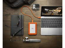 Charger l&#39;image dans la galerie, LACIE Disque dur externe 1 TB Rugged Mini USB-C (STFR1000800)
