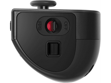 Charger l&#39;image dans la galerie, Manette de jeu noire avec joystick et boutons. Vue rapprochée sur fond blanc.
