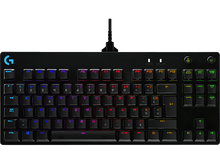 Charger l&#39;image dans la galerie, Clavier noir avec des touches colorées. Les touches sont étiquetées en plusieurs langues. Fond noir.
