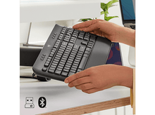 Charger l&#39;image dans la galerie, LOGITECH Clavier sans fil K650 Signature AZERTY Graphite (920-010920)
