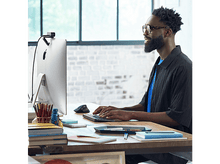 Charger l&#39;image dans la galerie, LOGITECH Clavier sans fil MX Keys Mini Illuminated QWERTZU Pink (920-010487)
