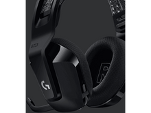 Charger l&#39;image dans la galerie, Casque de jeu noir avec microphone. Les écouteurs sont noirs avec les lettres &#39;G&#39; et &#39;R&#39;.
