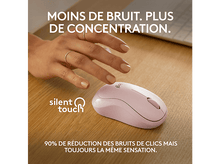 Charger l'image dans la galerie, Une souris sans fil rose sur un bureau en bois, avec du texte sur les clics silencieux.
