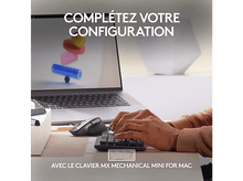 Charger l'image dans la galerie, Mains tapant sur un clavier avec un ordinateur portable, une souris et un pavé numérique sur un bureau. La superposition de texte indique : COMPLÉTEZ VOTRE CONFIGURATION.
