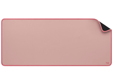 Charger l'image dans la galerie, Tapis de souris rose avec bord cousu rose, avec dessous noir.
