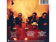 Charger l&#39;image dans la galerie, Quatre hommes en lunettes de soleil sont assis à une table avec des bougies. Pochette d&#39;album avec texte et logo Metallica.
